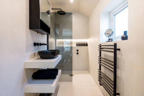 mia-james-bathroom-1